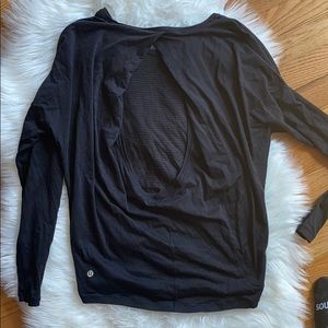 Black Lululemon Keyhole Back Tee